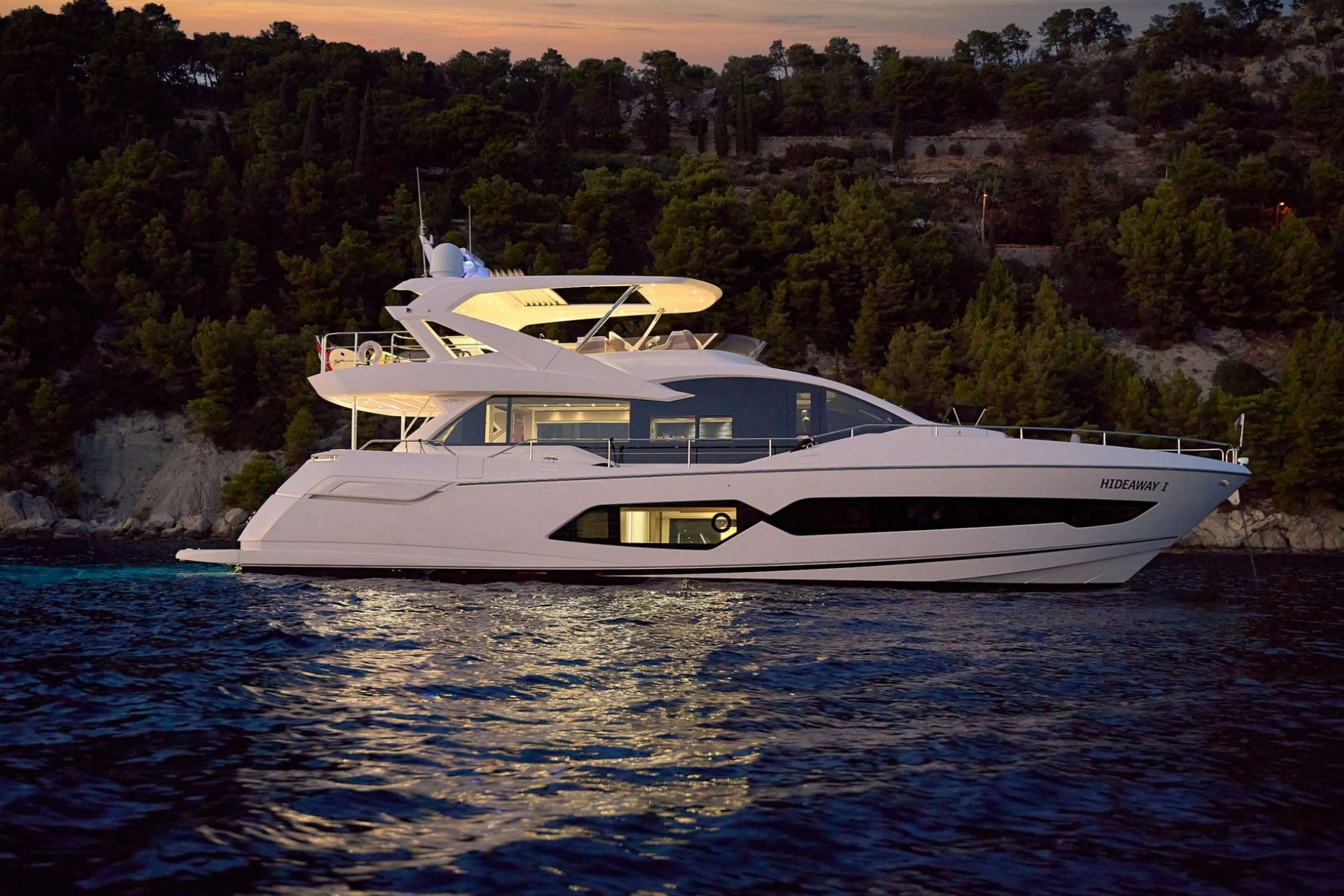 Main image of Hideaway yacht