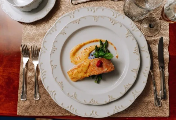SEAGULL III Cuisine