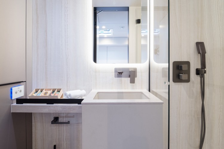 SWEET DREAMS Guest Bathroom