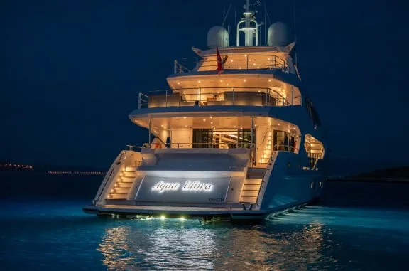 Image of AQUA LIBRA yacht #11