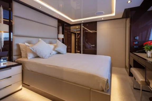 Image of AQUA LIBRA yacht #18