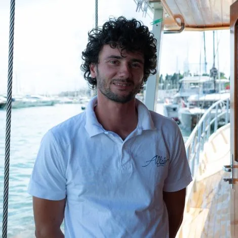Crew of Altair|Deckhand