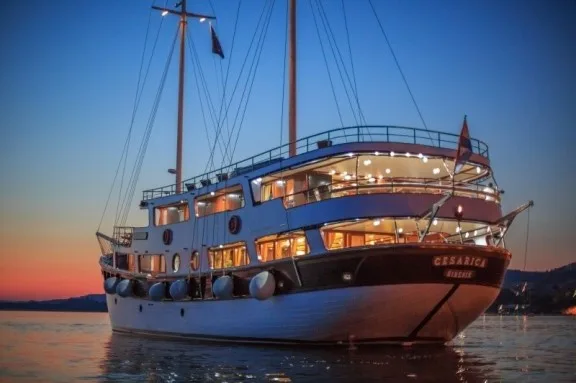 The 41m Yacht CESARICA