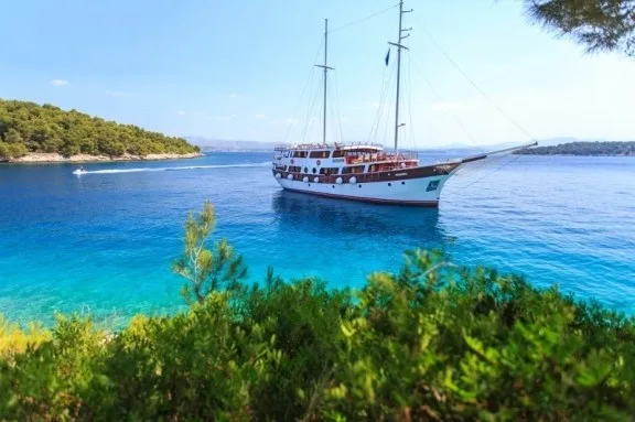 The 41m Yacht CESARICA