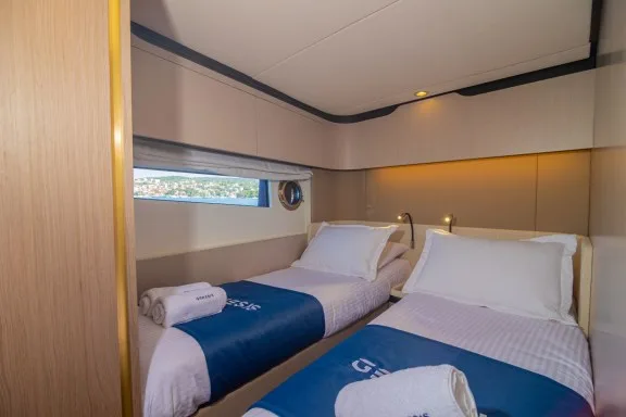 Twin Cabin