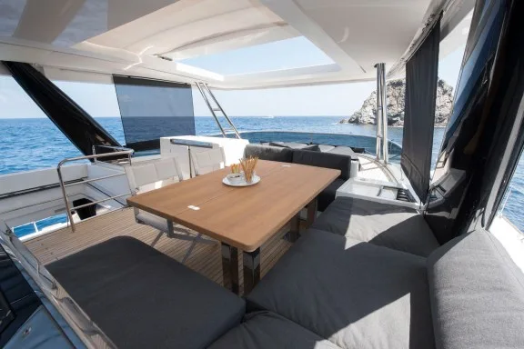 Flybridge