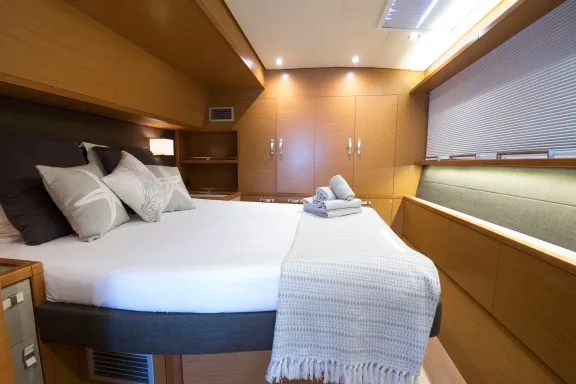 Double Cabin