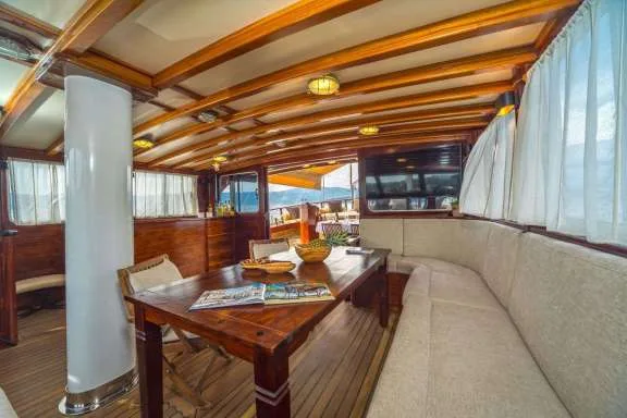 Saloon