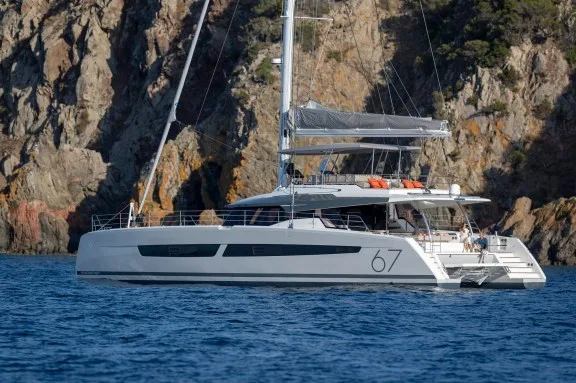 Luxury Yacht FLORAMYE