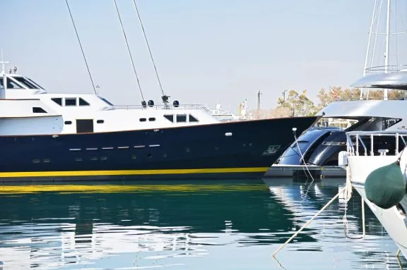 Luxury Yacht SOMETHING COOL