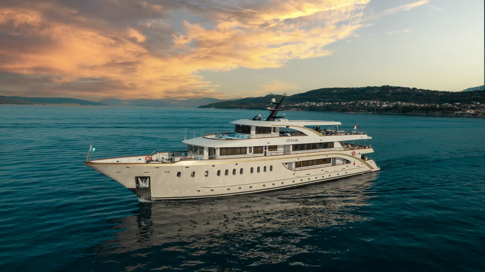 RIVA yacht