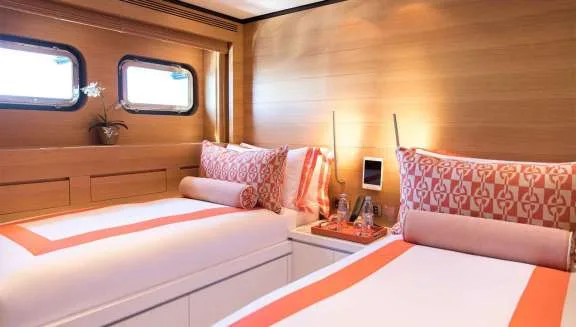 Twin Cabin