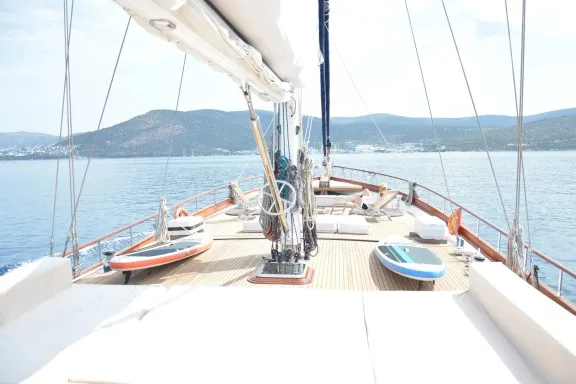 Forward Deck