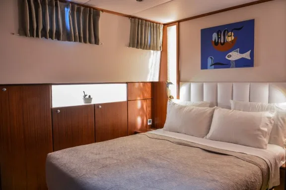 Double Cabin 2