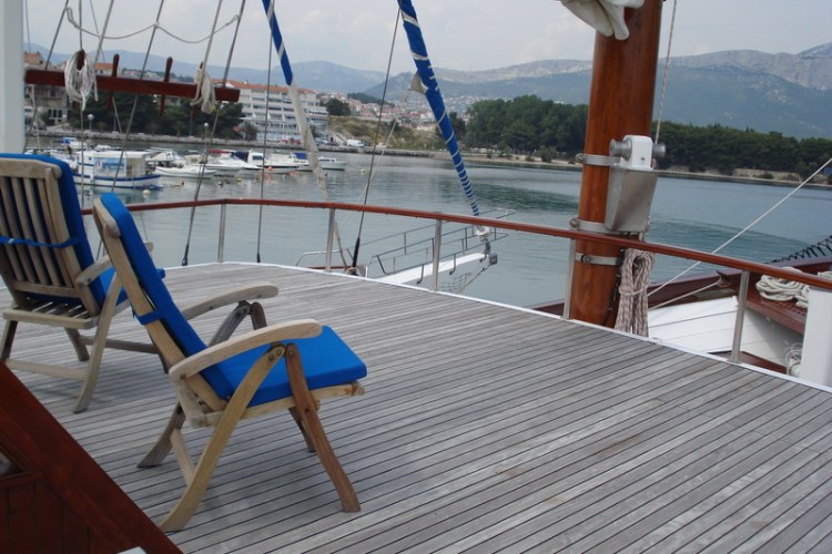 ROMANCA - Deck 3