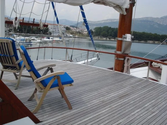 ROMANCA - Deck 3