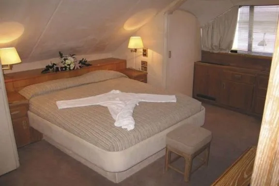 Yacht ATLANTIC ENDEAVOUR - Master Cabin 2