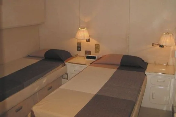 Yacht ATLANTIC ENDEAVOUR - Twin Cabin