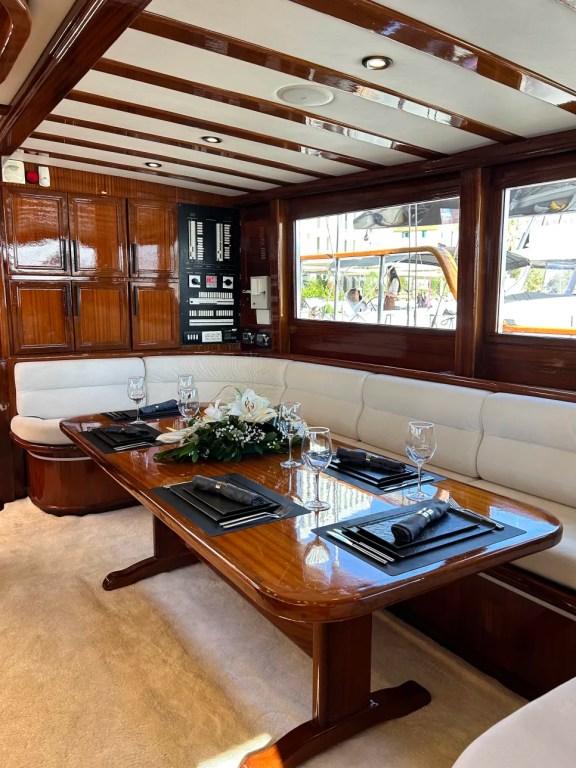 Gulet Allure: Dining Area in Saloon