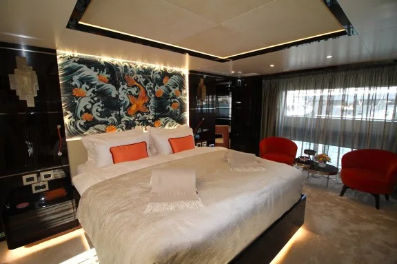 Superyacht HAPPY ME master cabin