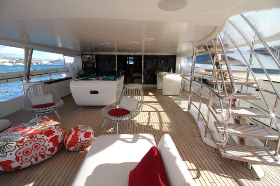 Superyacht HAPPY ME bridge deck entertainment