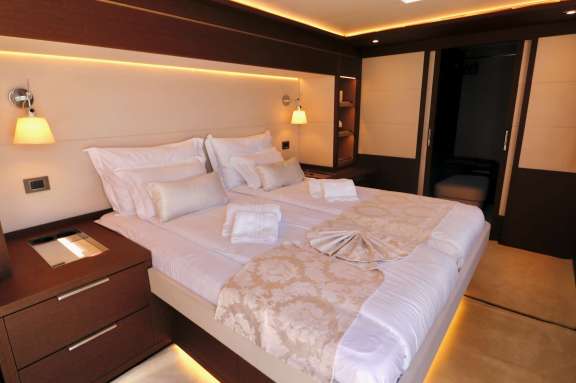 Image of ADRIATIC DRAGON yacht #13
