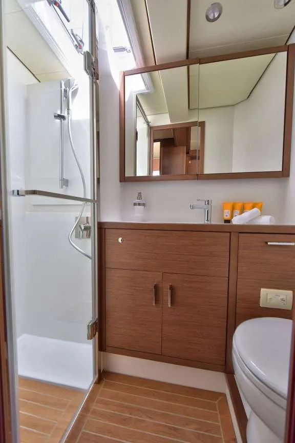 Image of ADRIATIC LION (Lagoon 620) yacht #15