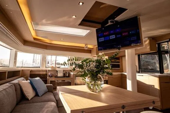 Image of AGENDA 55 (Lagoon 55) yacht #2