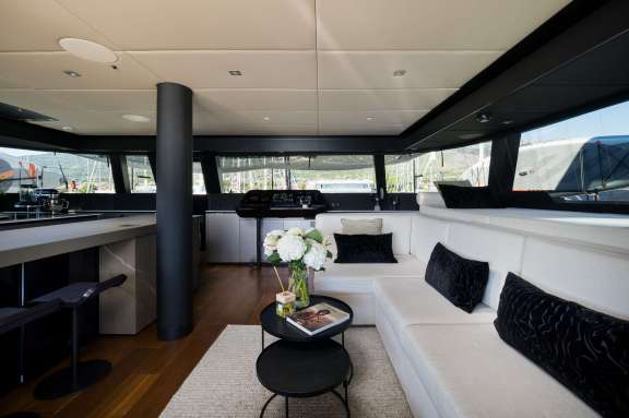 Image of AHALYA yacht #2
