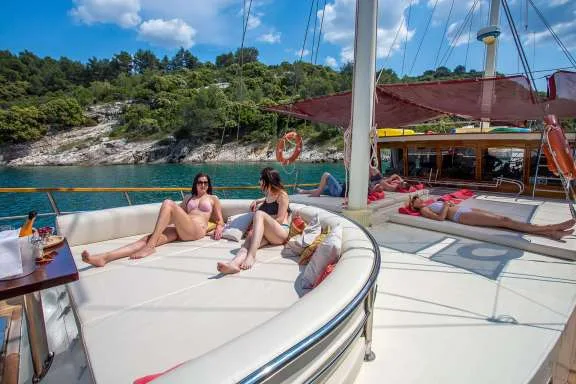 Image of Altair yacht #13