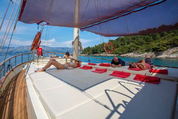 Image of Altair yacht #5