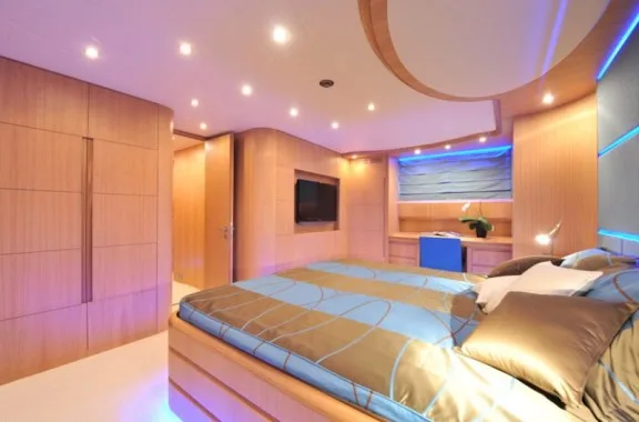 The 35m Yacht PARIS A