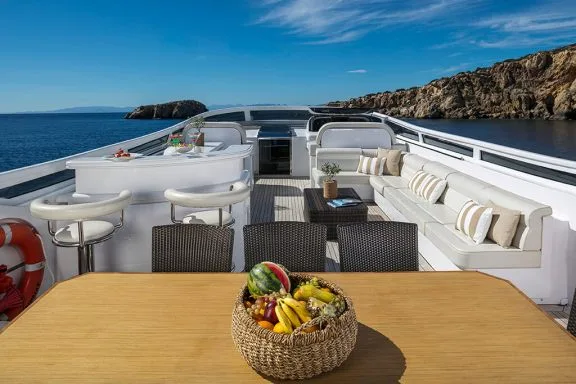 Alfresco Dining