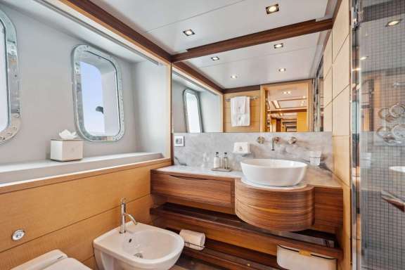 Bombay - 2025 - Twin Ensuite