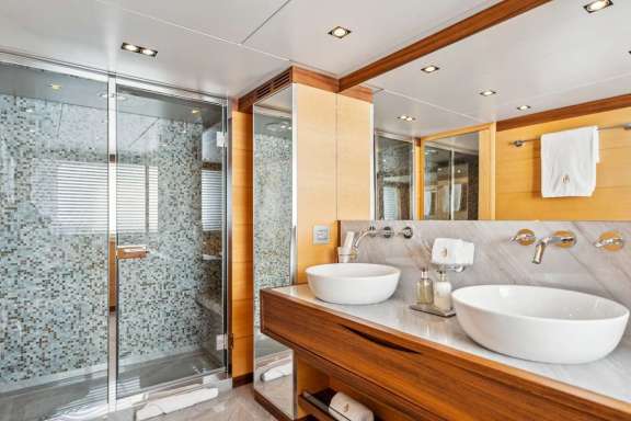 Bombay - 2025 - VIP Ensuite