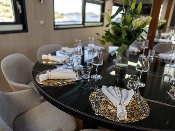 Image of Karizma yacht #14