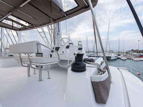 Image of NAMASTE OF BALI (Bali 5.4.) yacht #9