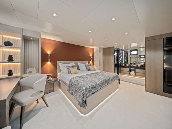 Image of Nocturno yacht #17