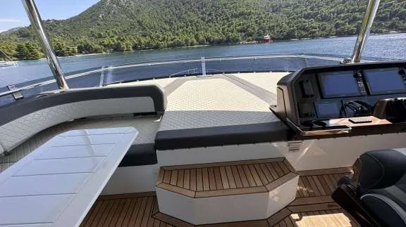 Image of PARADISE yacht #17