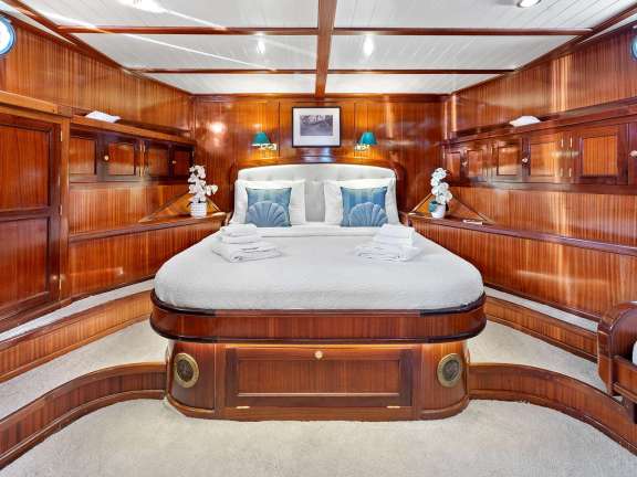 Image of Smart Spirit yacht #17