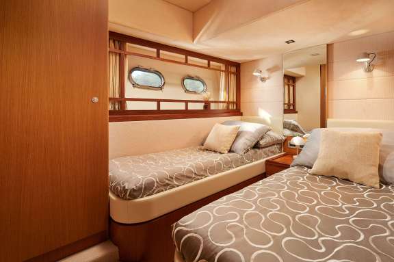 Image of STELLA D’ORO yacht #9