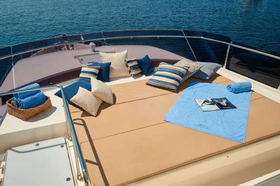 Image of STELLA D’ORO yacht #13