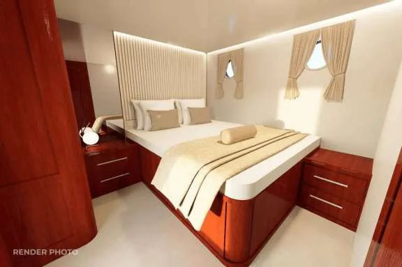 Image of Phoenix Bronze yacht #16