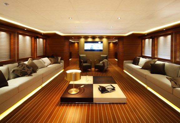 ZALIV III Salon
