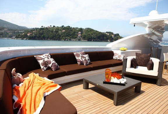 ZALIV III Sun Deck