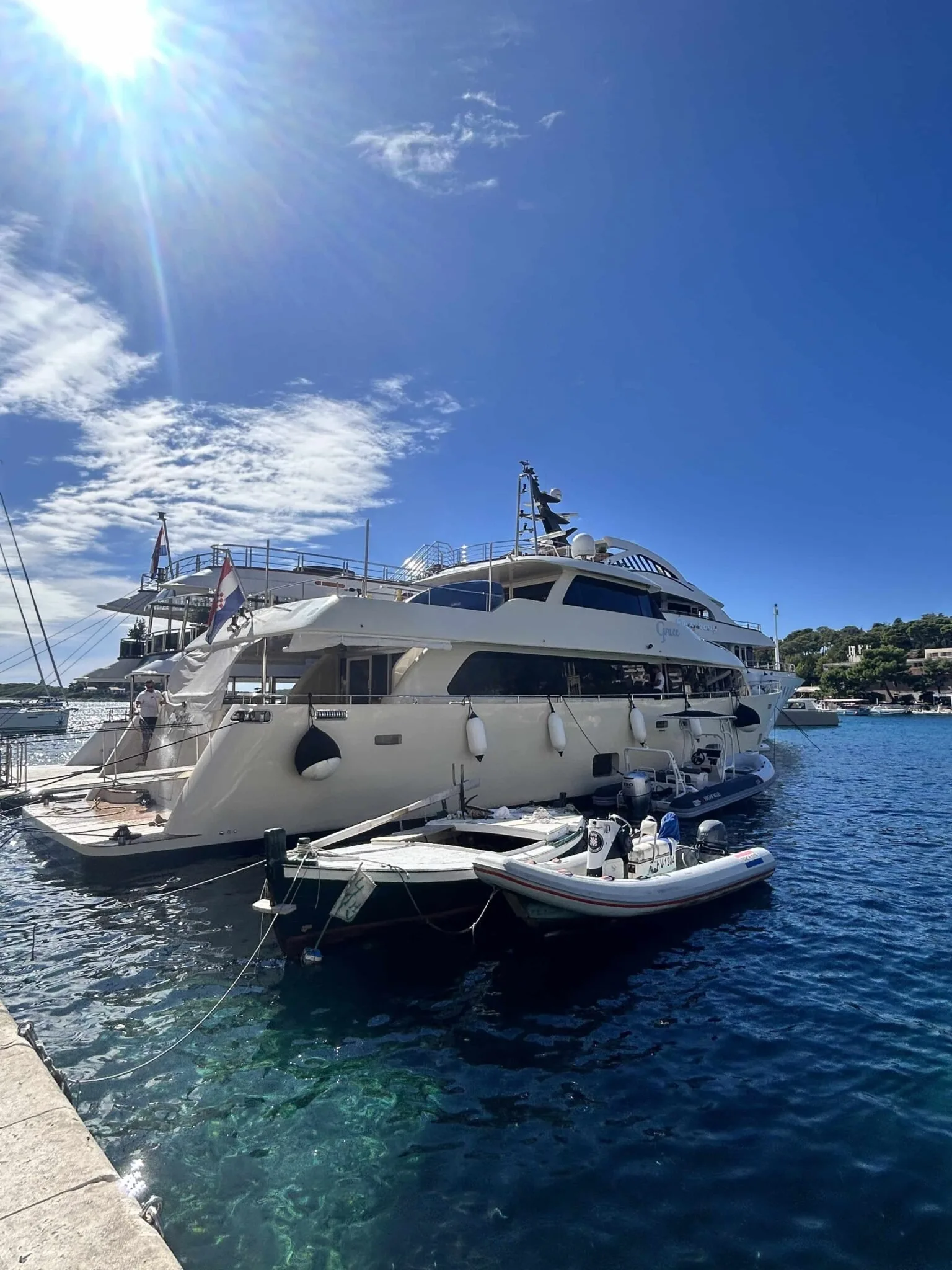 Motor yacht GRACE