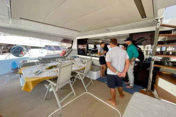 DMA Yachting brokers touring Catamaran FLORAMYE in Split