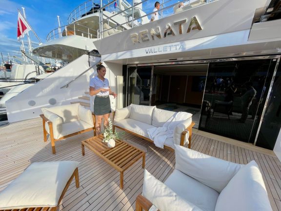 Superyacht RENATA beach deck