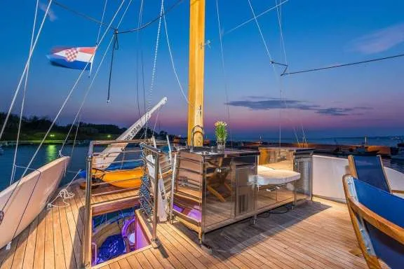 Image of ADRIATIC BREEZE yacht #15