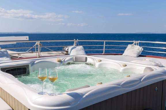 Image of Amalia yacht #9